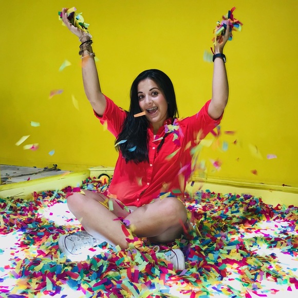 Meet your Posher!! 😘 - Picture 5 of 6